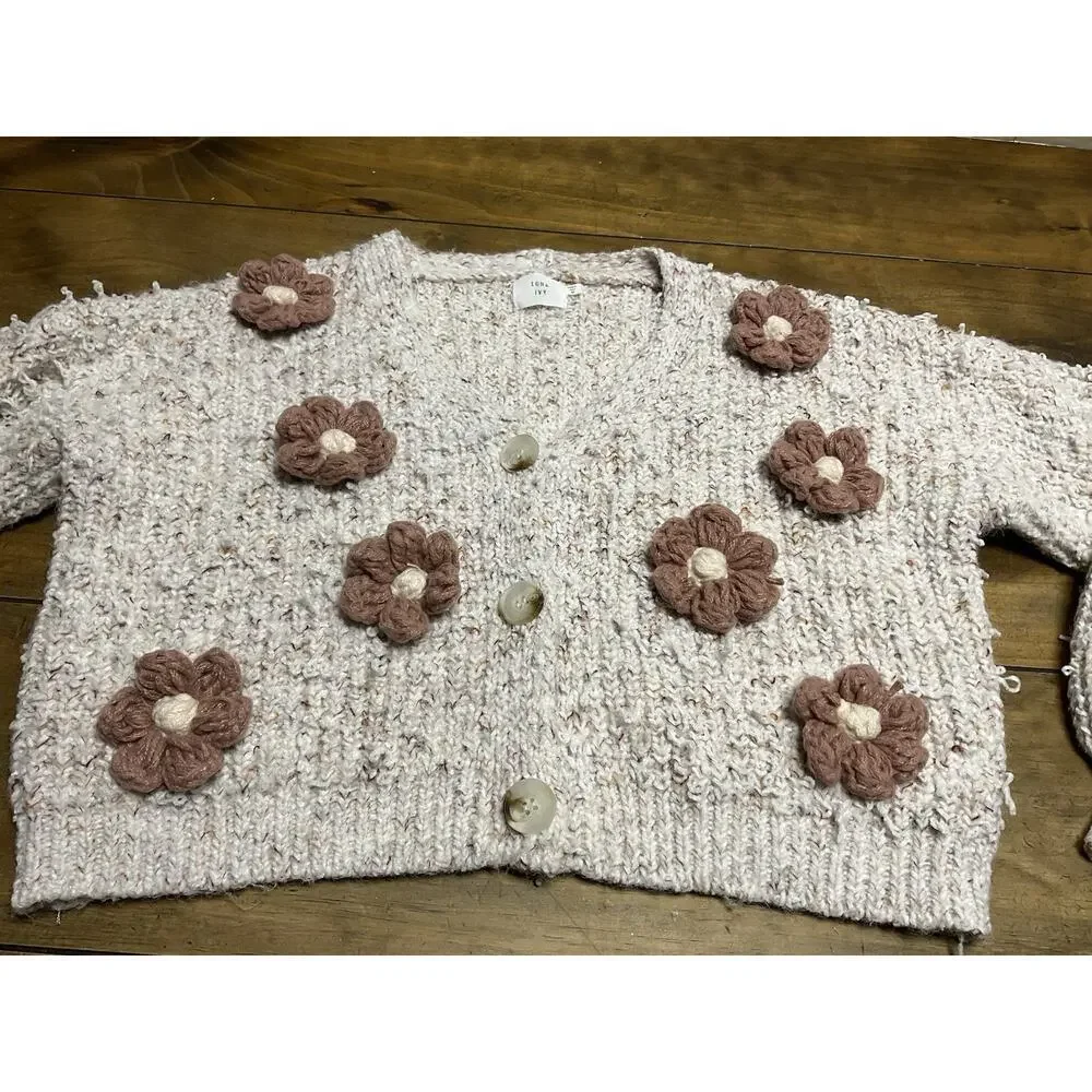 Luna Ivy Flower Crochet Oversized Cardigan Sweater Top Warm Beige Medium
